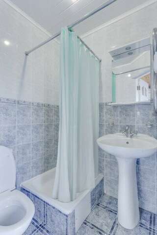 Гостиница Олива Анапа Двухместный номер эконом-класса с 2 отдельными кроватями-4