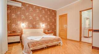 Гостиница Guest house Oliva Анапа Классический семейный номер-4